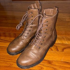 COPY - Combat boots